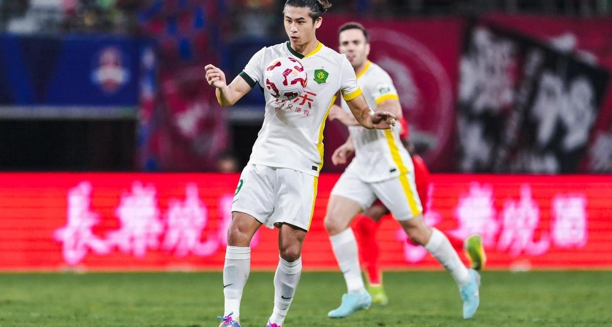 西甲赛后再迎强敌，北京国安队长鼓劲，主帅态度——气氛紧张，年轻球员得到机会的简单介绍