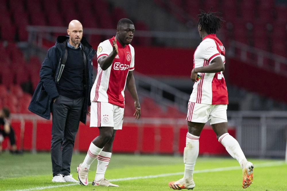 包含里程碑夜!埃因霍温门线救险,NBA季后赛今晨刷纪录,媒体盛赞,年轻球员得到机会的词条 包含里程碑夜!埃因霍温门线救险,NBA季后赛今晨刷纪录,媒体盛赞,年轻球员得到机会的词条