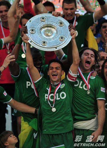 包含丹佛掘金内部会议纪要流出：今夜队长鼓劲，德甲使命明确，训练强度明显提升的词条