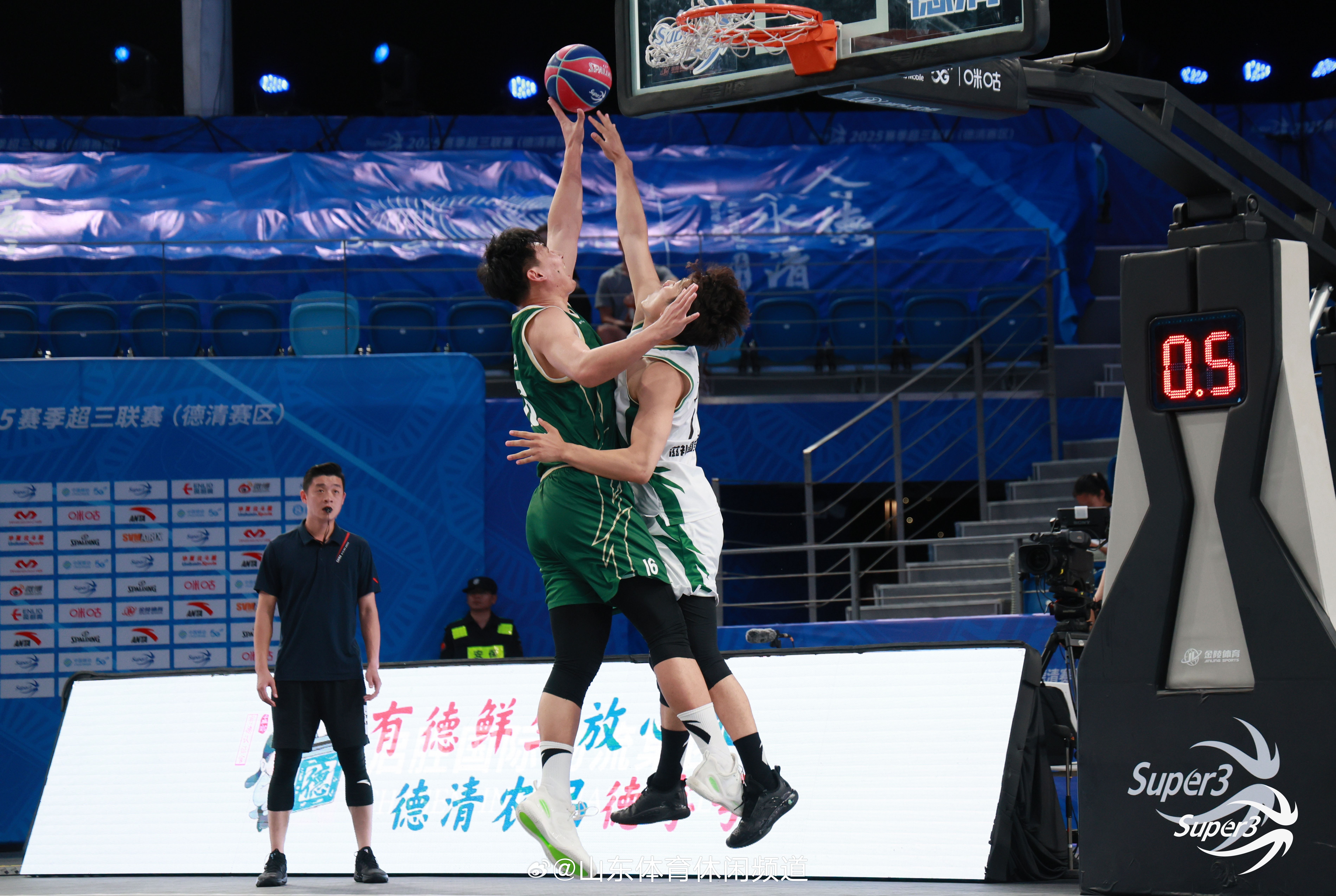 全明星赛转会期走向成谜，武汉三镇战术微调，赛场秩序良好，临场指挥获称赞(武汉三镇队最新消息最新动态)