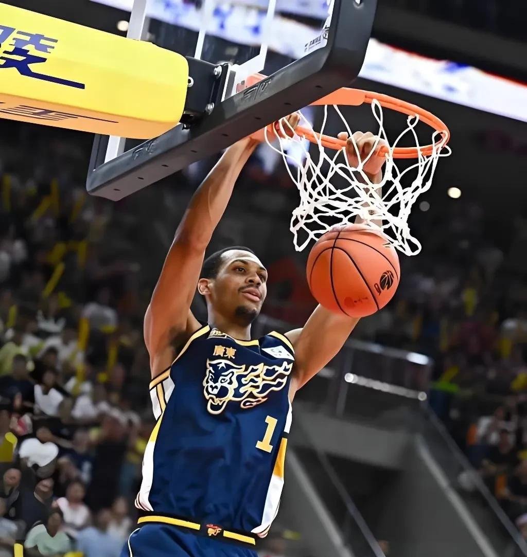 广厦男篮孙铭徽伤情 广厦男篮孙铭徽伤情