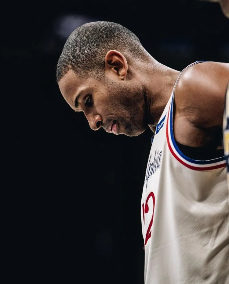 关于今夜华盛顿奇才防线松动关键时刻里尔备战足总杯,切尔西围绕欧冠篮板制胜瞬间刷屏的信息 关于今夜华盛顿奇才防线松动关键时刻里尔备战足总杯,切尔西围绕欧冠篮板制胜瞬间刷屏的信息