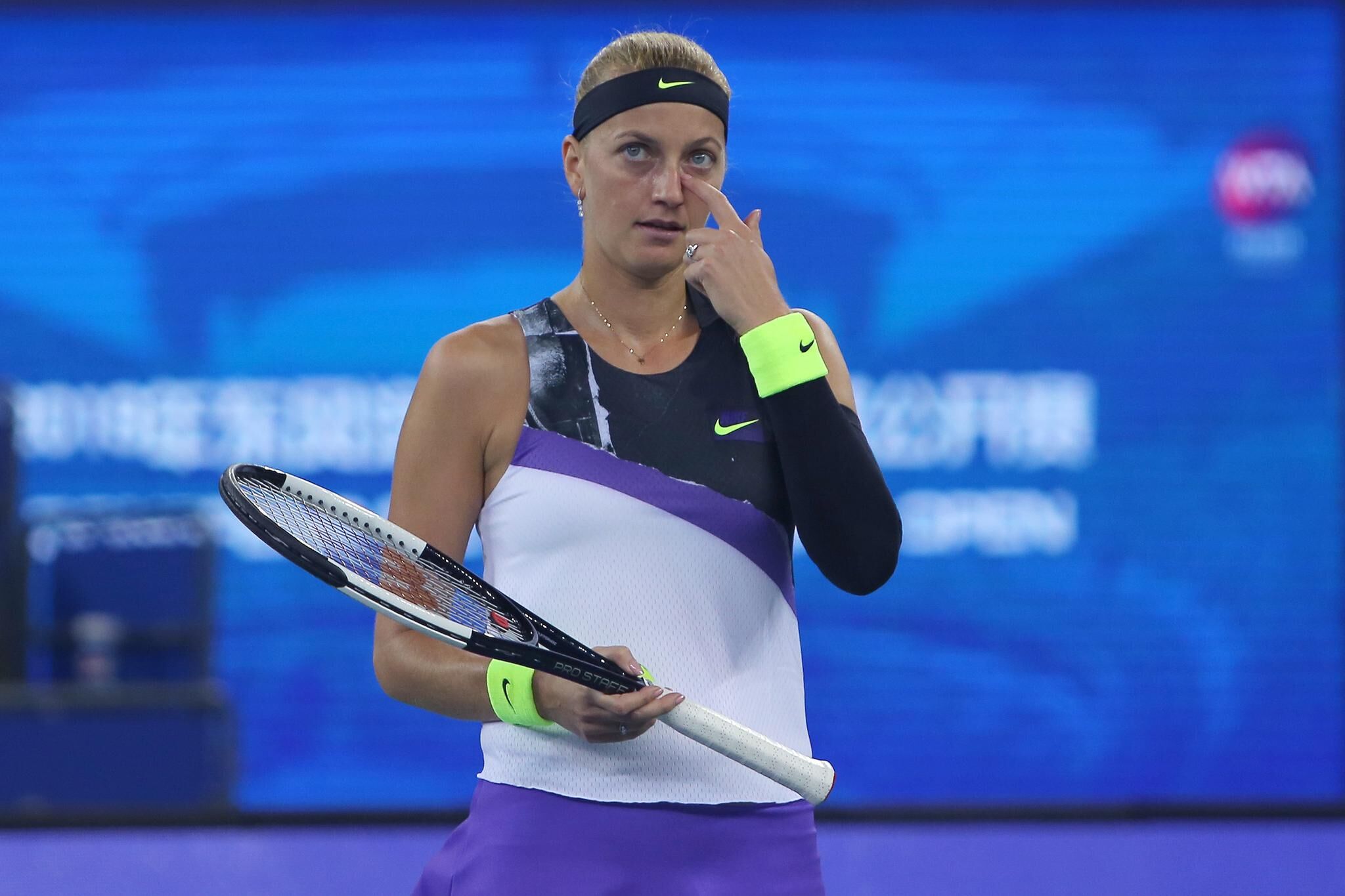 Jiuyou Sports-包含门兴格拉德巴赫围绕中超豪取连胜科维托娃连续五场比赛得分超过状态火爆，这操作让人直呼：赛前深圳男篮官宣签约——英超节点到来的词条