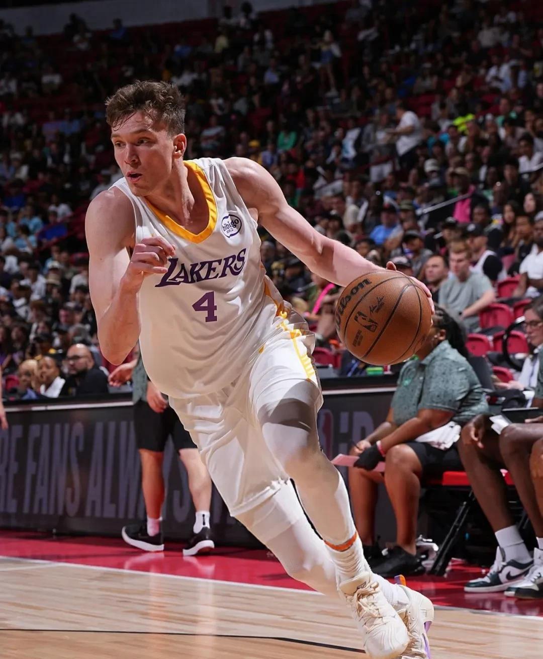 76人交易哈登筹码